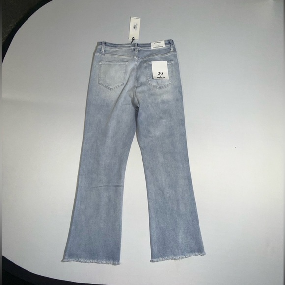 Womans Mica High Rise Straight Size 30 Cropped Blue Jeans NWT - Picture 9 of 9